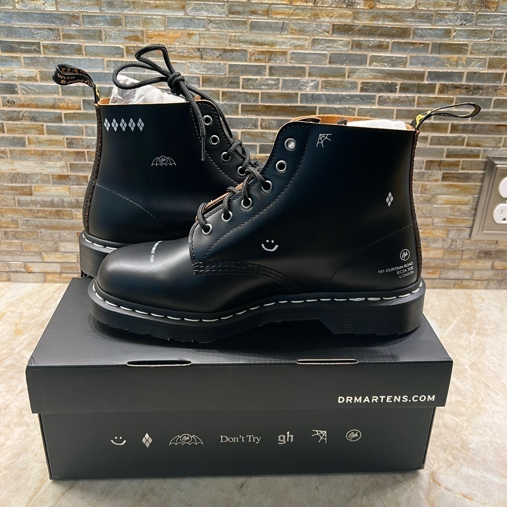 Dr. Martens x GOODHOOD 101 SMOOTH LEATHER ANKLE BOOTS - Picture 8 of 13